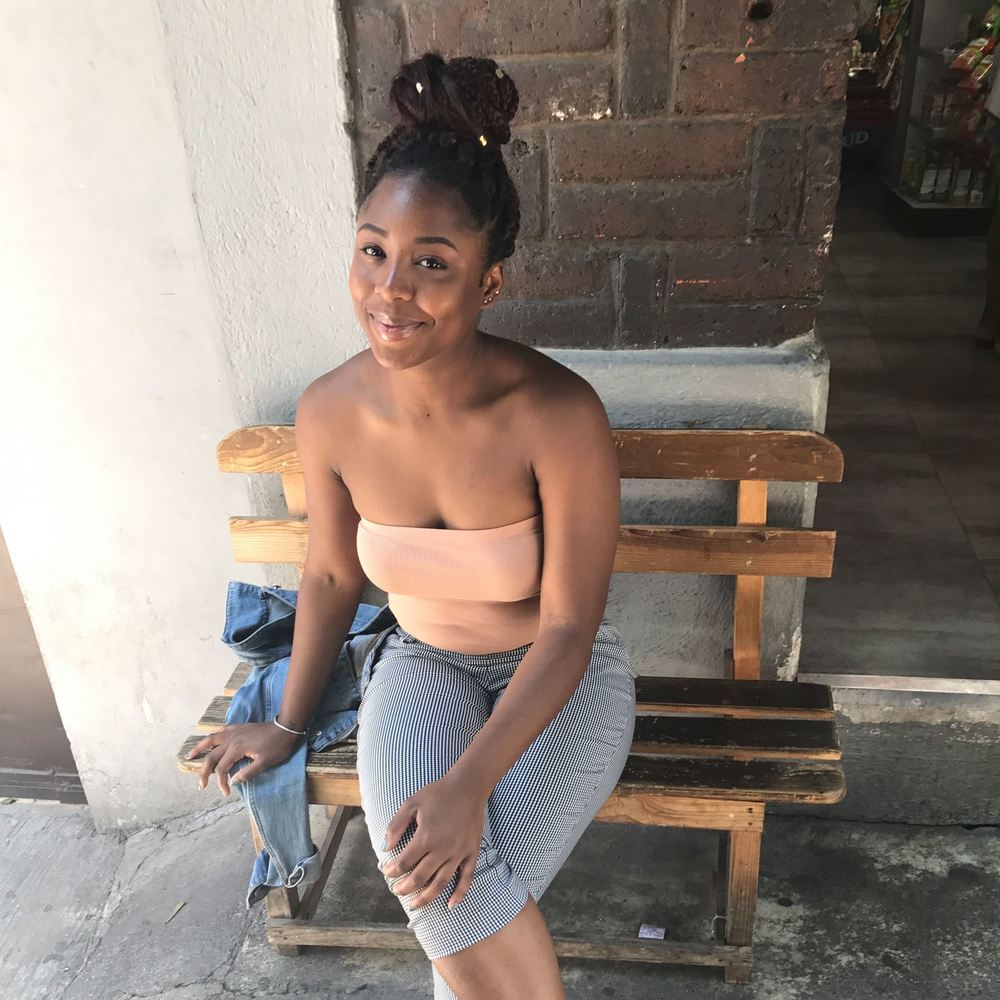 Meet your Posher, Kaya